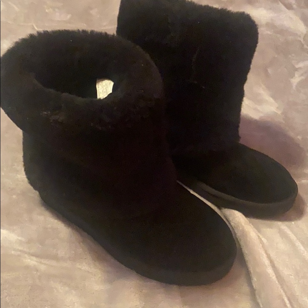 UGG boots - size 8